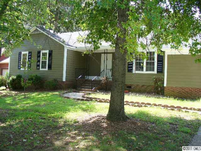 10919 Tradewinds Lane Charlotte NC 28226