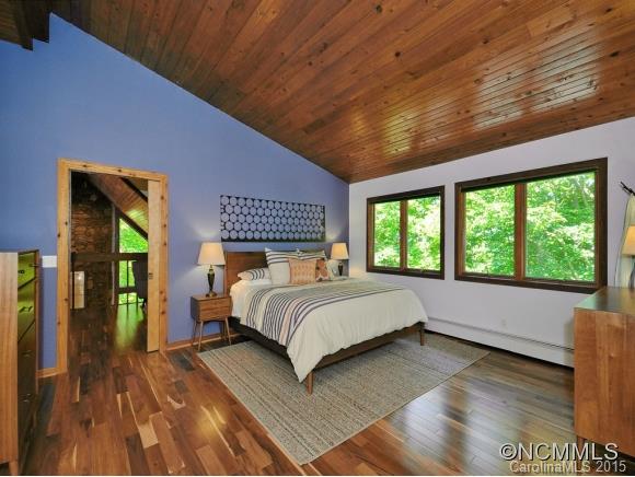 380 Summer Haven Road Swannanoa NC 28778
