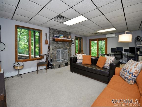 380 Summer Haven Road Swannanoa NC 28778