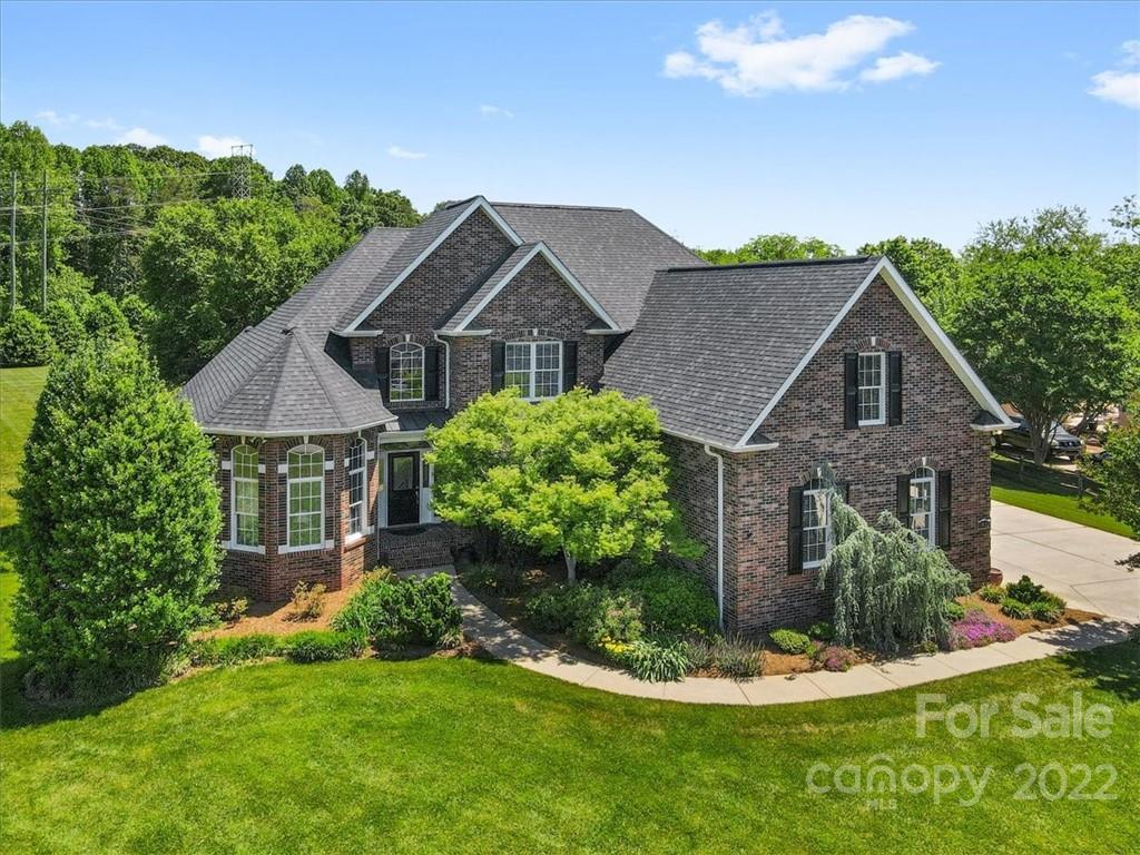 1022 Willow Creek Drive Newton NC 28658