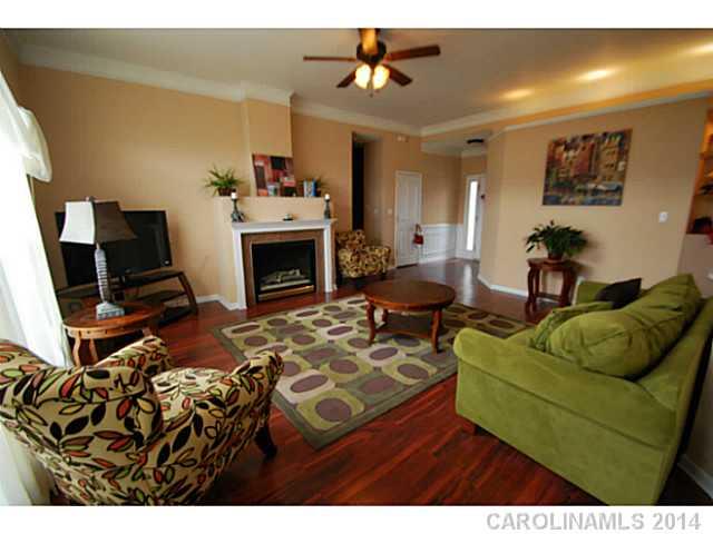 6127 Goldenfield Drive Charlotte NC 28269