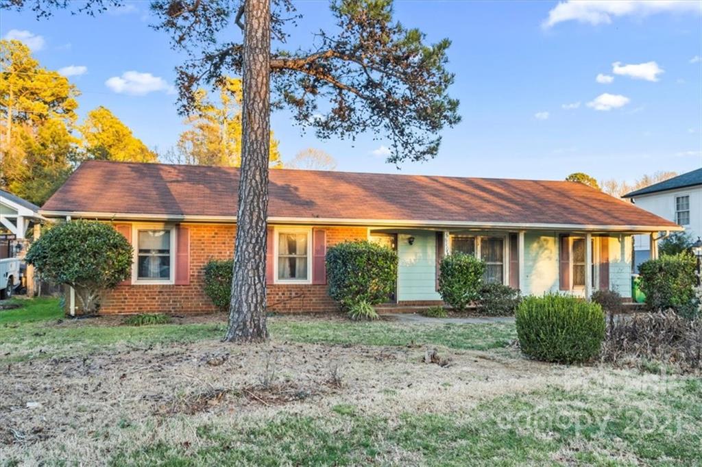 6610 Woodfield Drive Charlotte NC 28215