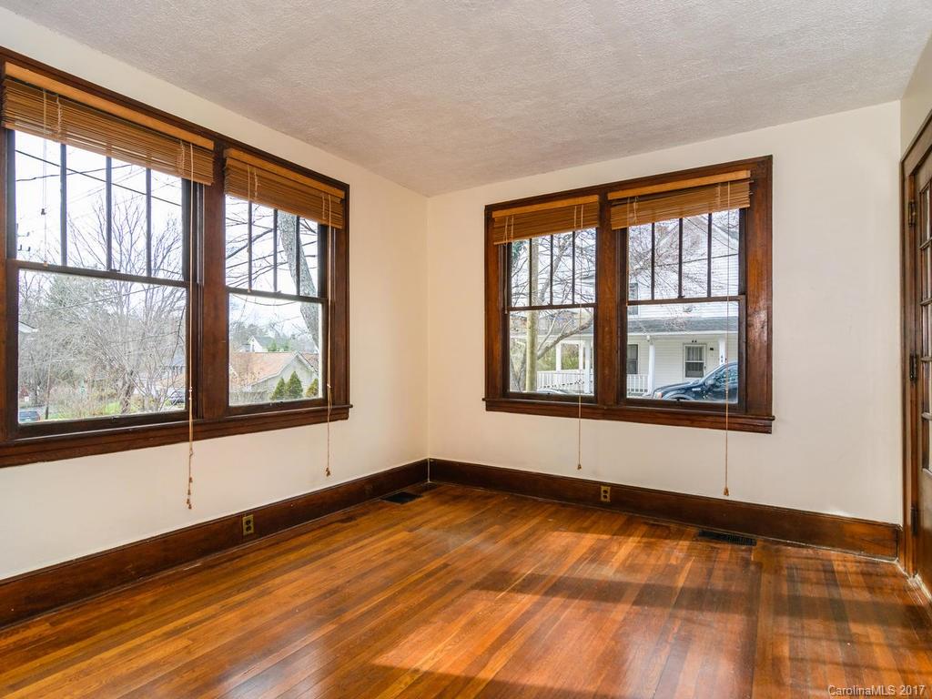 45 Hillside Street Asheville NC 28801