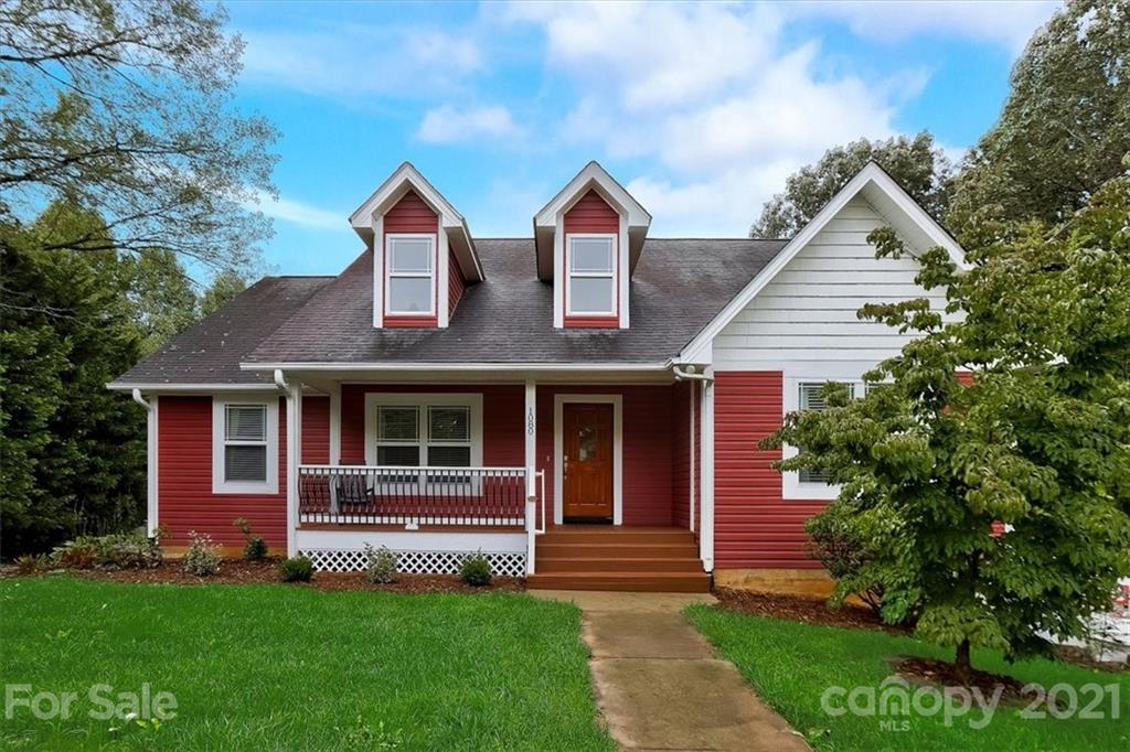 1080 Bear Creek Road Leicester NC 28748
