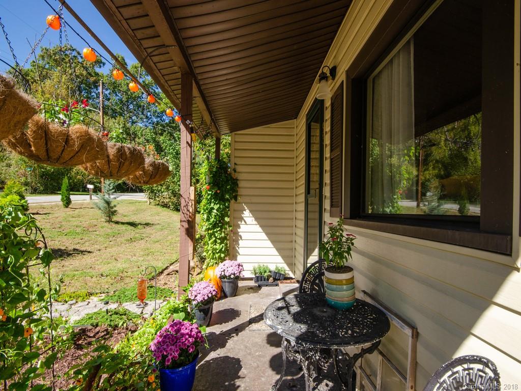 93 Blake Drive Arden NC 28704