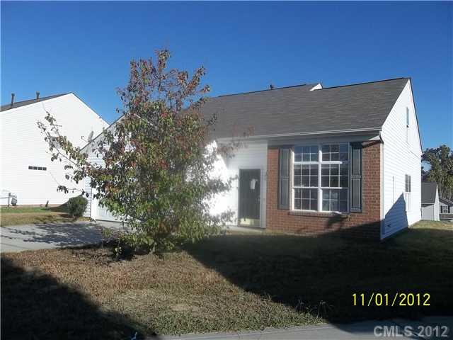 2410 Summer Meadow Court Charlotte NC 28216