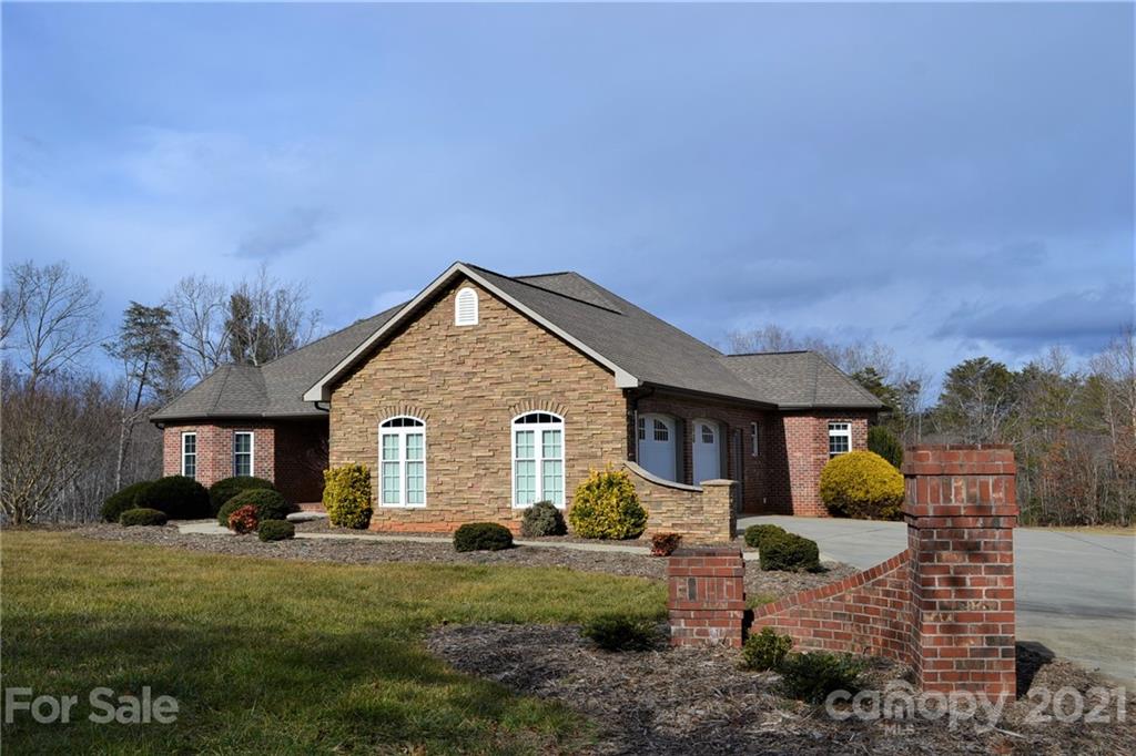 211 Pearl Street Morganton NC 28655