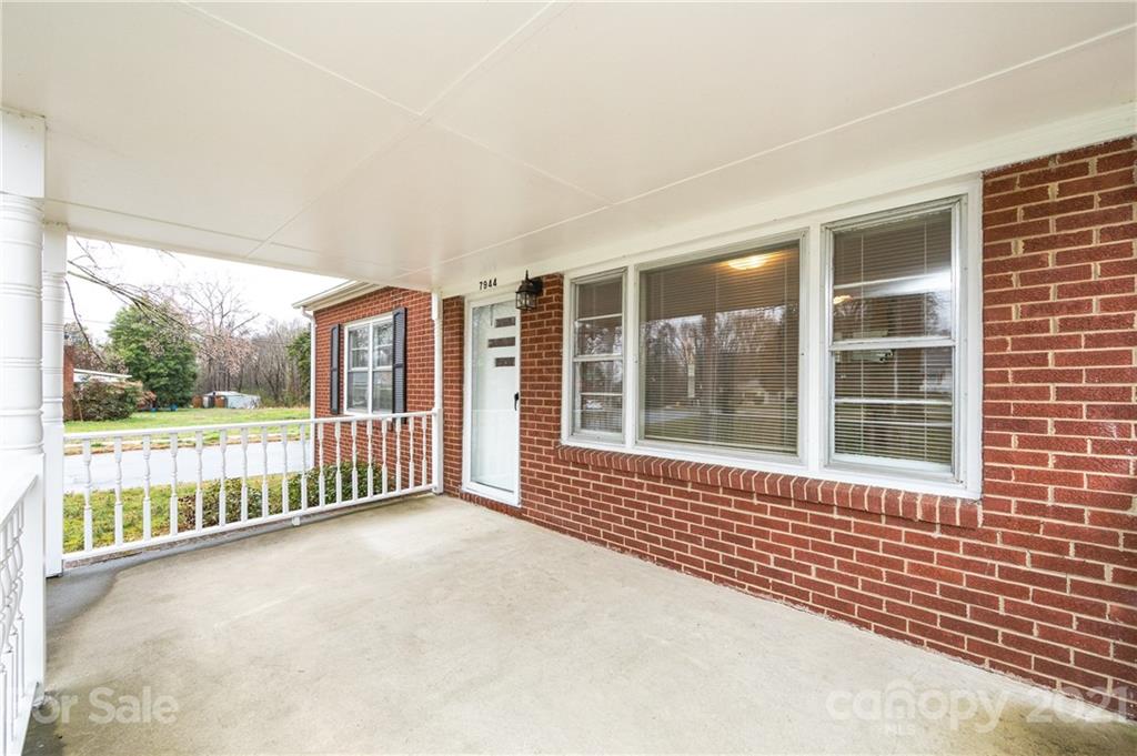 7944 Chapman Street Charlotte NC 28216