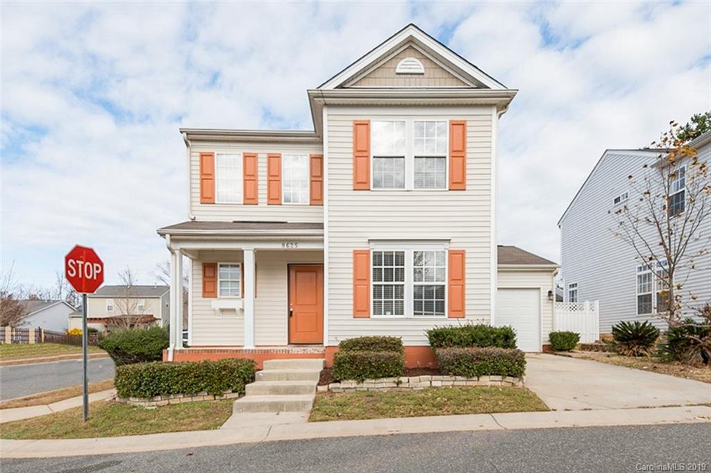 8625 Sawleaf Court Charlotte NC 28215