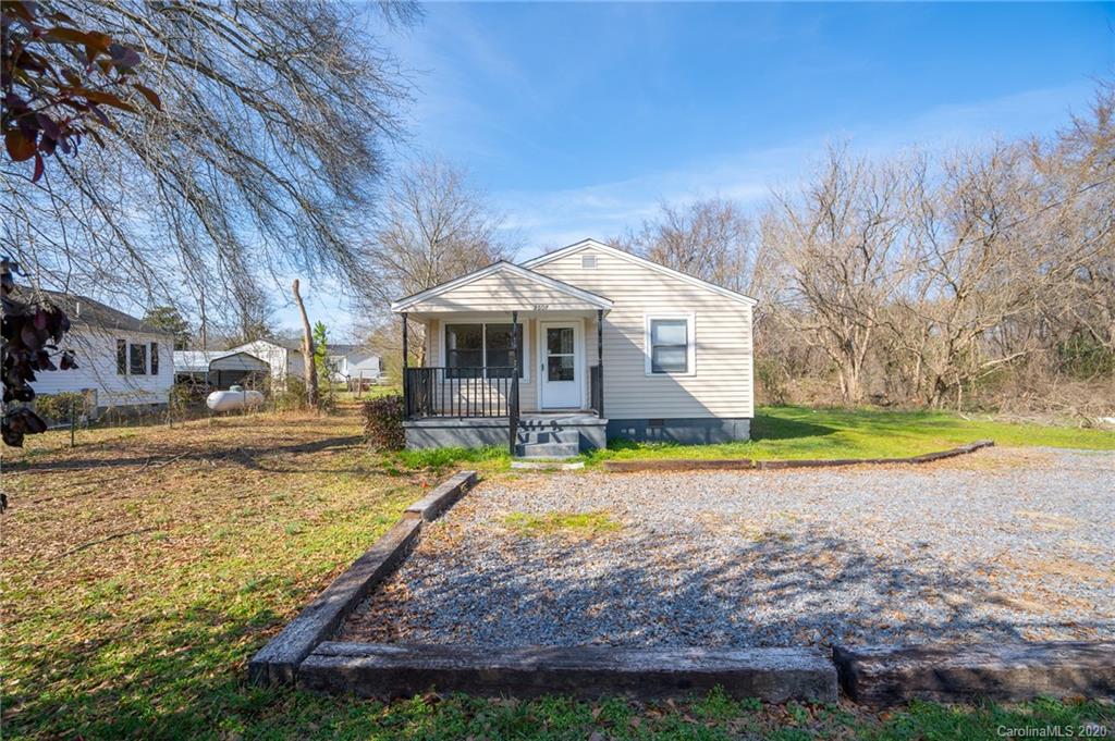 2507 Dallas Stanley Highway Stanley NC 28164