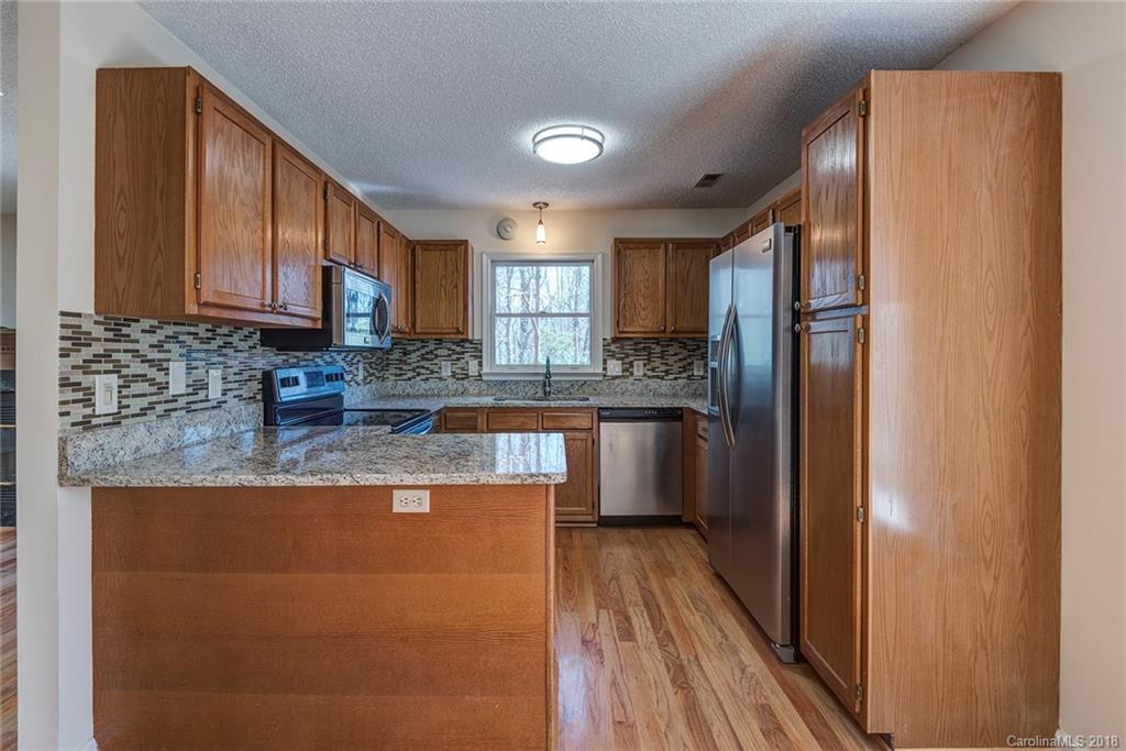 22 S Leslie Lane Asheville NC 28805
