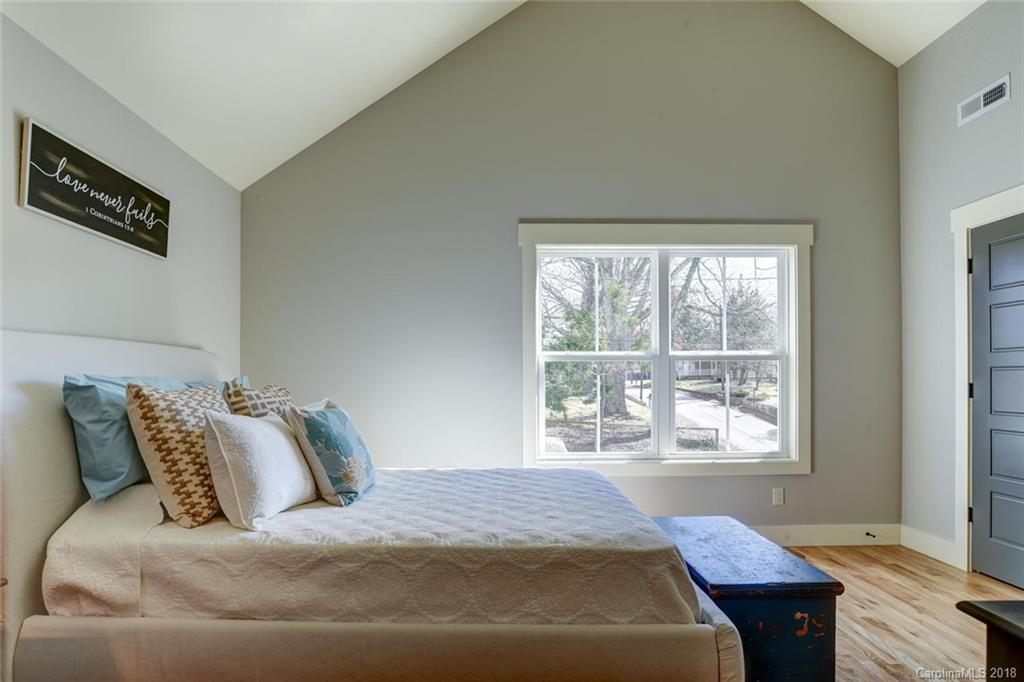 29 Douglas Place Asheville NC 28803