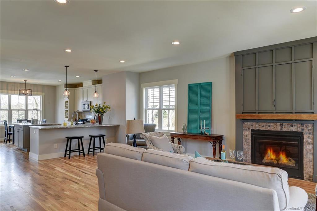 29 Douglas Place Asheville NC 28803