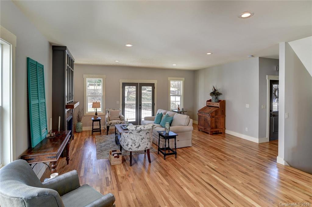 29 Douglas Place Asheville NC 28803