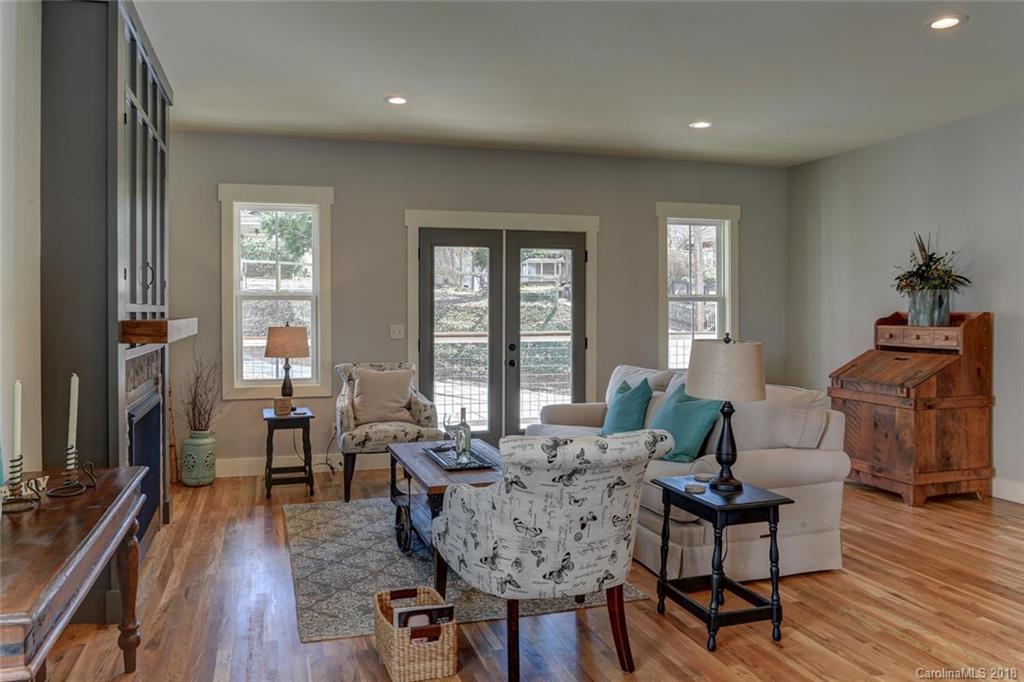 29 Douglas Place Asheville NC 28803