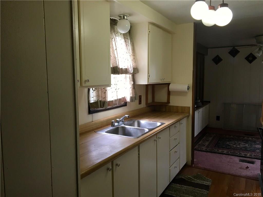 38 Broadview Drive Asheville NC 28803