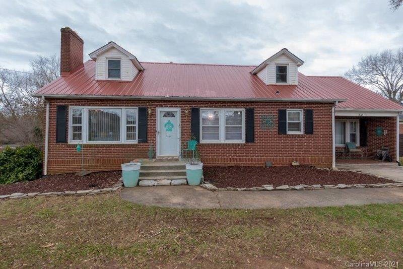 235 16th Avenue Nw Hickory NC 28601