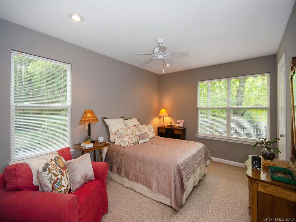 15 Dairy Gap Road Asheville NC 28804