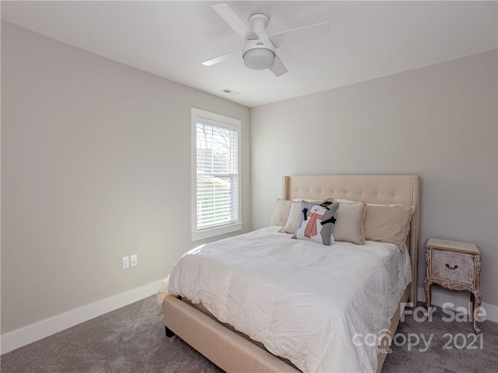 16 Phillip Lane Arden NC 28704