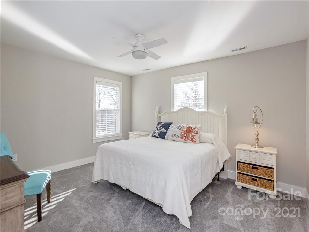 16 Phillip Lane Arden NC 28704