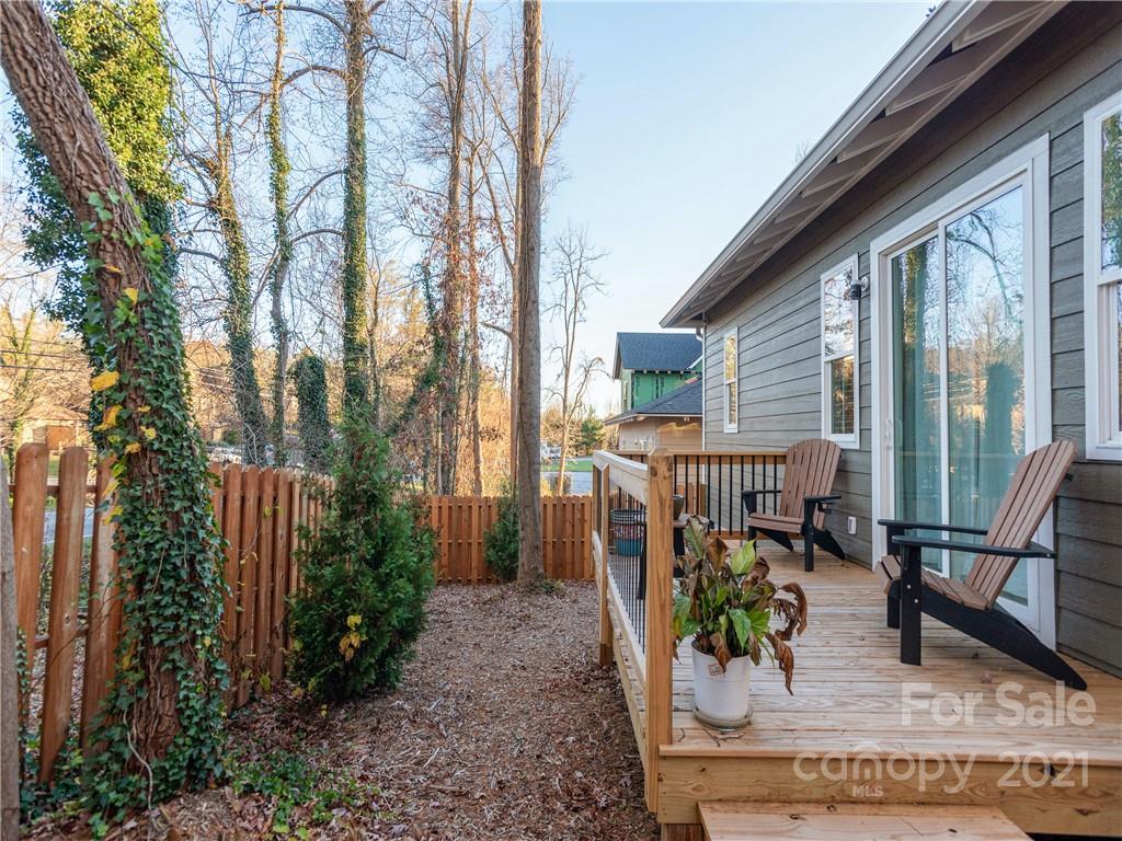 16 Phillip Lane Arden NC 28704