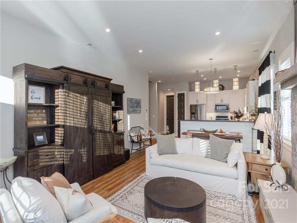16 Phillip Lane Arden NC 28704