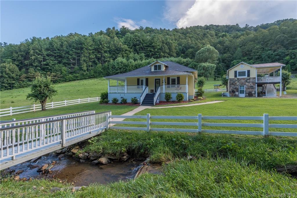 1411 Bailey Branch Road Burnsville NC 28714