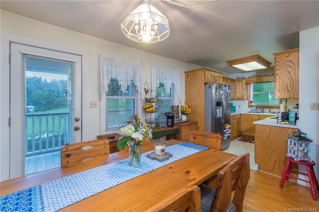 1411 Bailey Branch Road Burnsville NC 28714