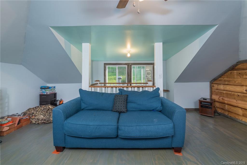 1411 Bailey Branch Road Burnsville NC 28714