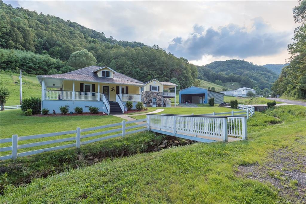 1411 Bailey Branch Road Burnsville NC 28714