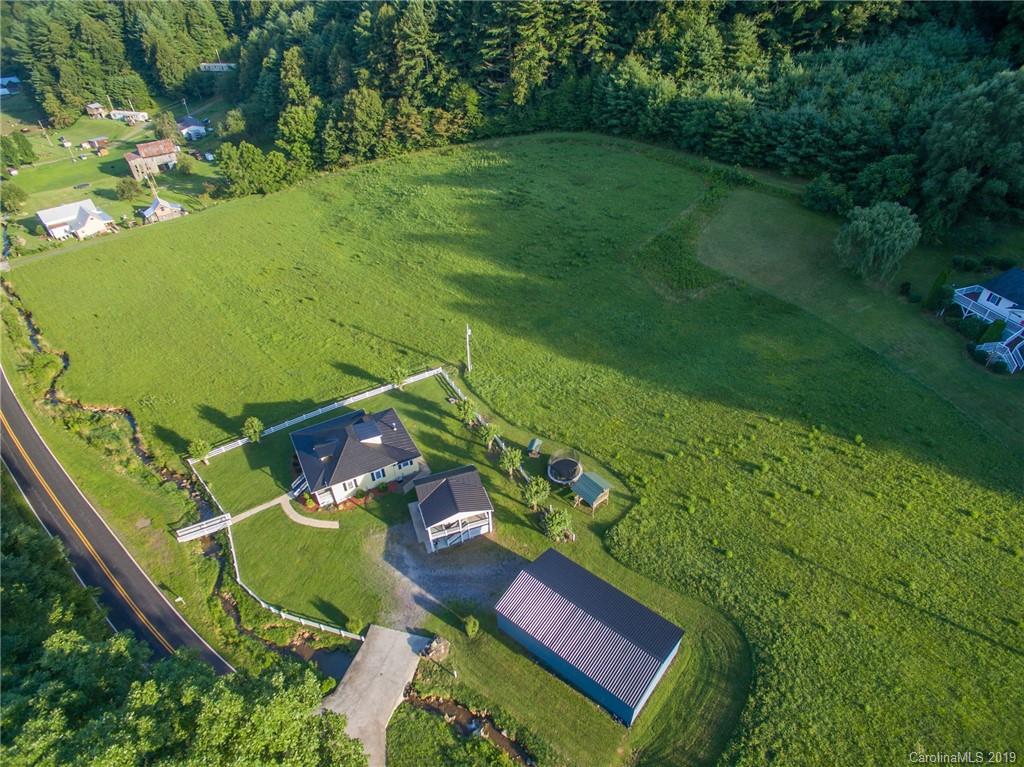 1411 Bailey Branch Road Burnsville NC 28714