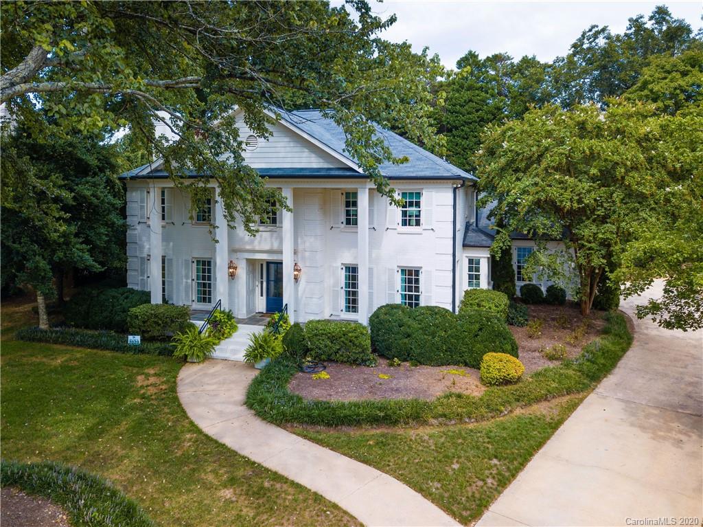 2325 Lathrop Lane Charlotte NC 28211