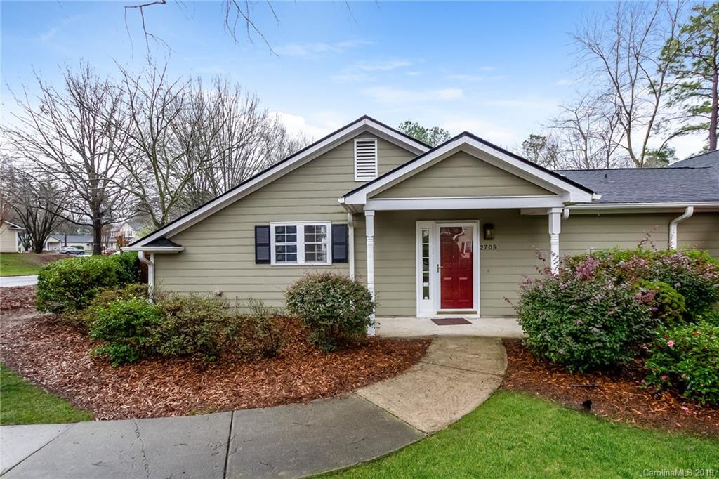 2709 Tiergarten Lane Charlotte NC 28210