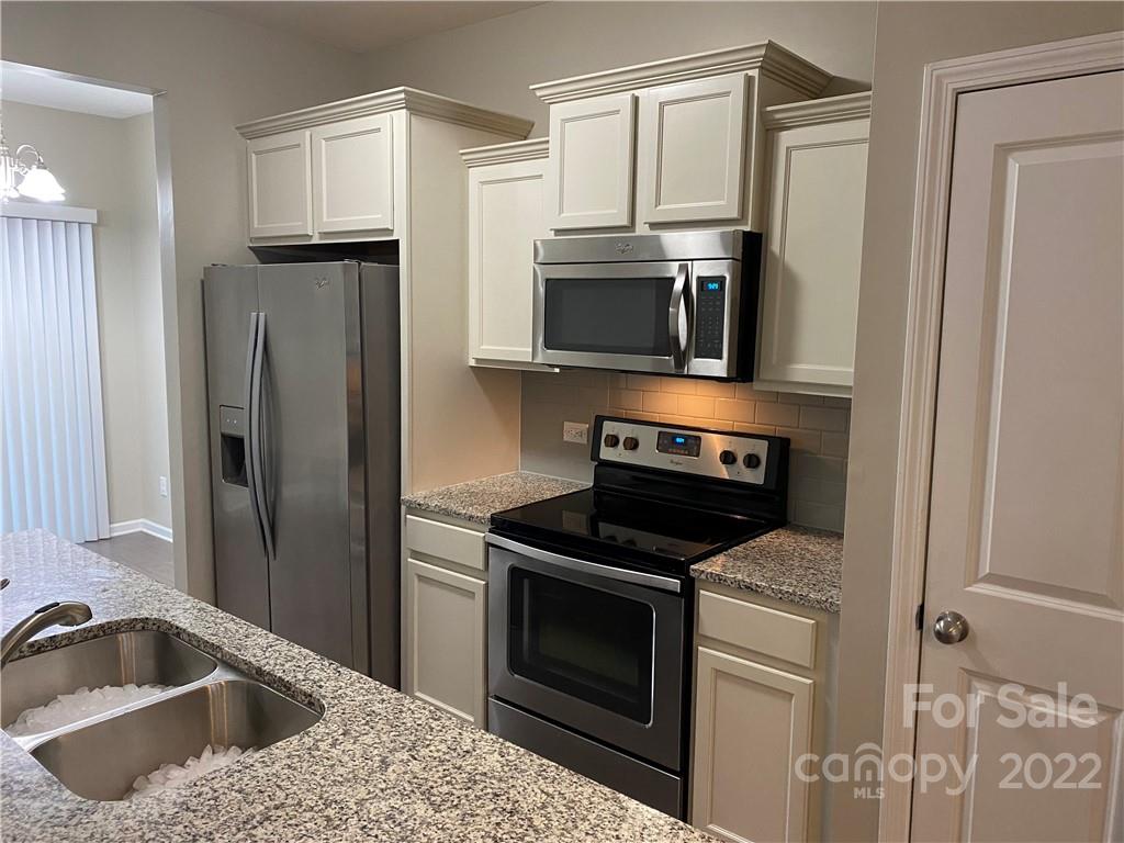 12704 Persimmon Tree Drive Charlotte NC 28273