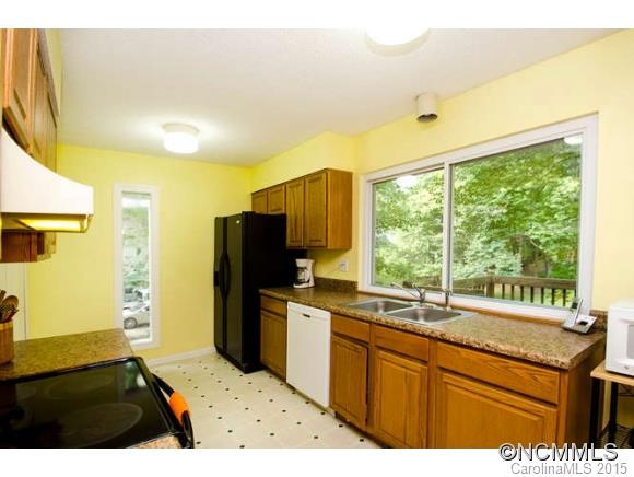 12 New Bern Drive Fletcher NC 28732