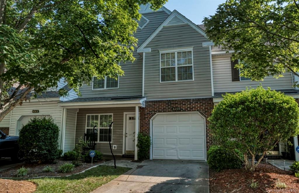 8269 Christmas Court Charlotte NC 28216