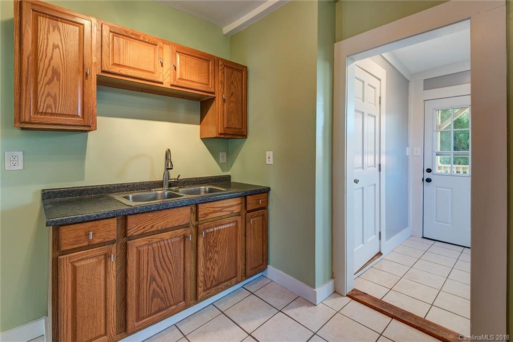69 Magnolia Avenue Asheville NC 28801