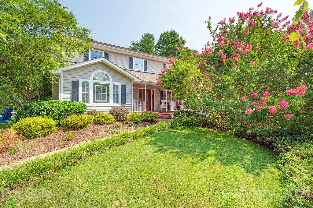 11 Harbeck Drive Weaverville NC 28787