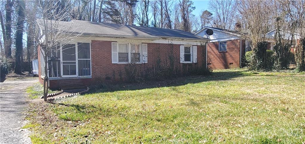 3300 Enfield Road Charlotte NC 28205
