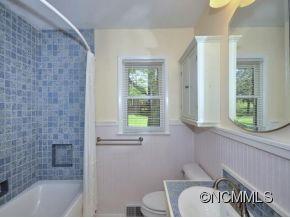 22 Harmony Lane Asheville NC 28803