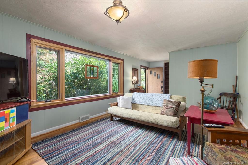 2 Winnfred Street Asheville NC 28806