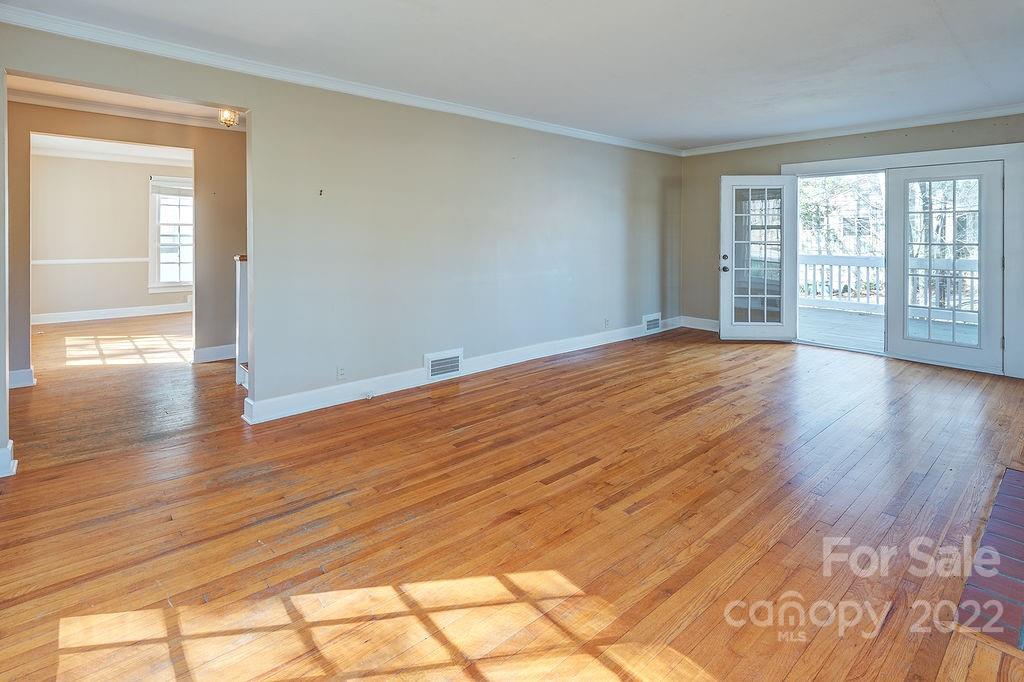 74 Manetta Road Asheville NC 28804