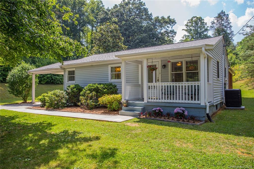 19 Eastview Circle Asheville NC 28806