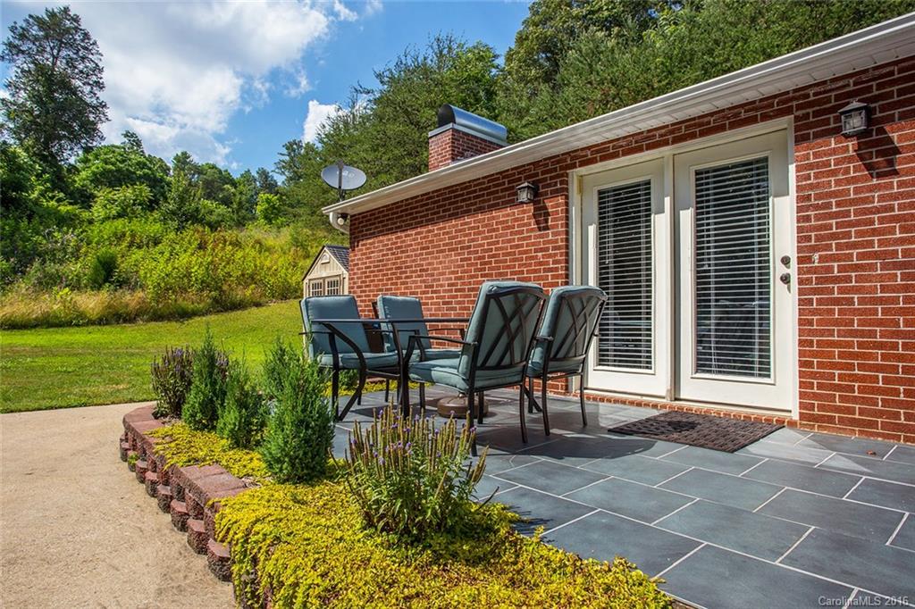19 Eastview Circle Asheville NC 28806