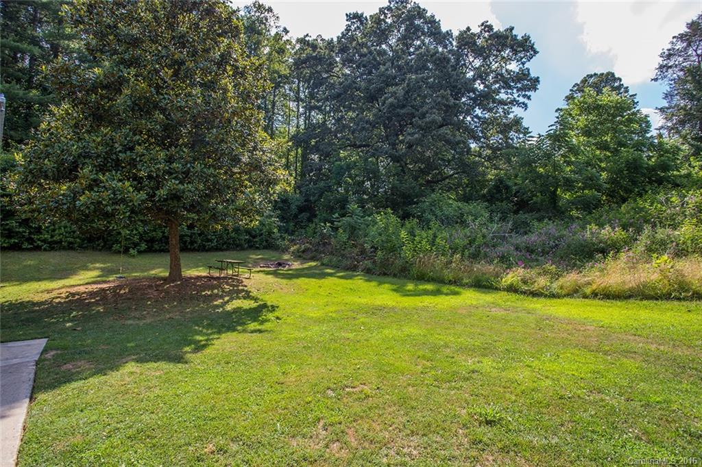 19 Eastview Circle Asheville NC 28806