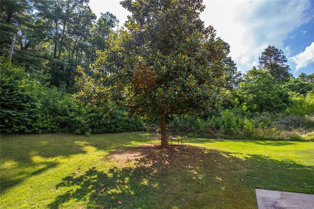 19 Eastview Circle Asheville NC 28806