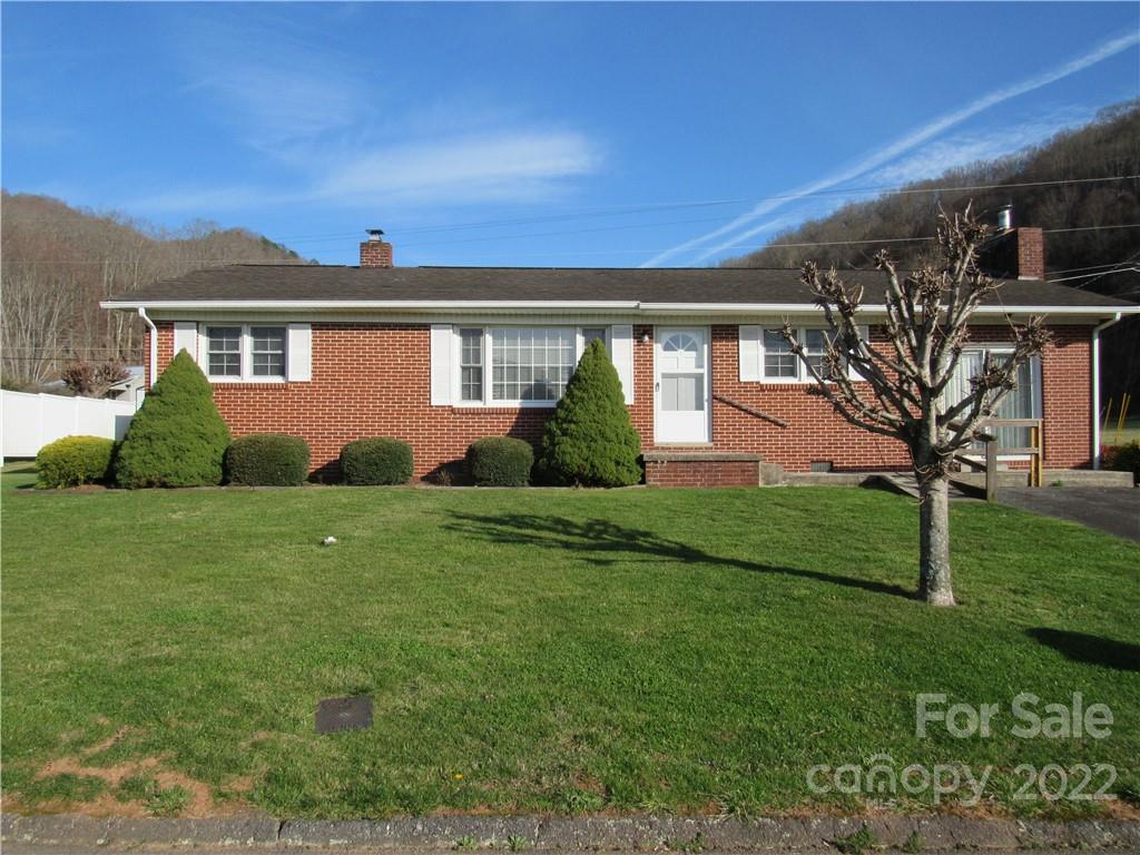 14 Kathy Drive Waynesville NC 28786