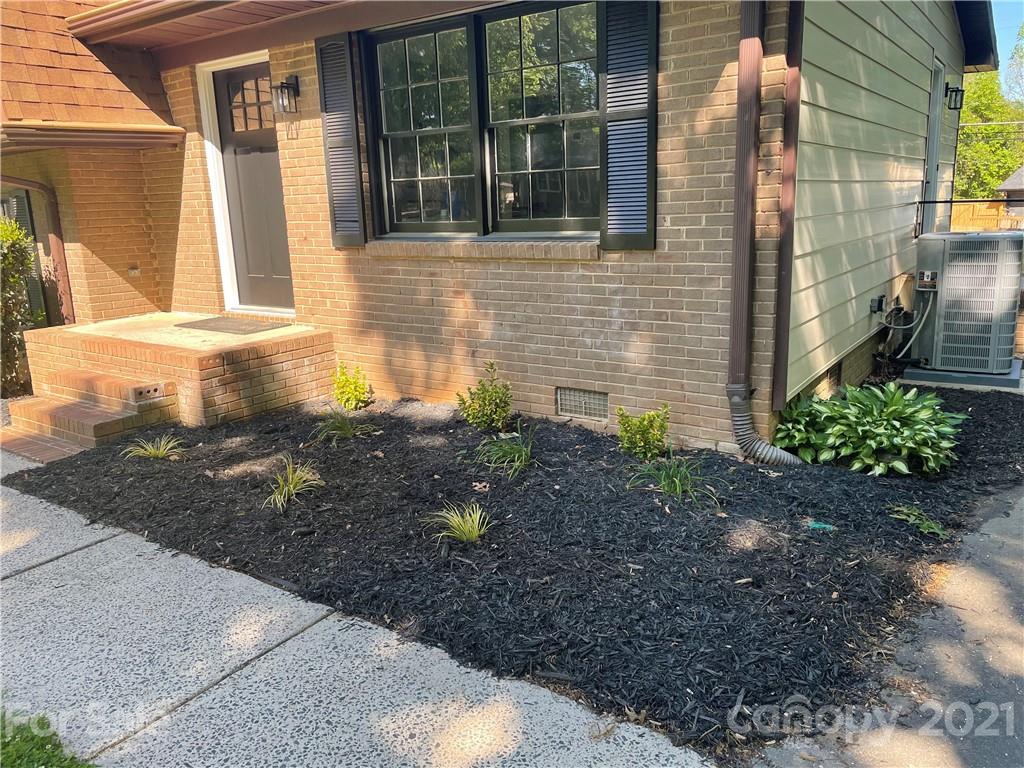 3841 Hillock Court Charlotte NC 28215