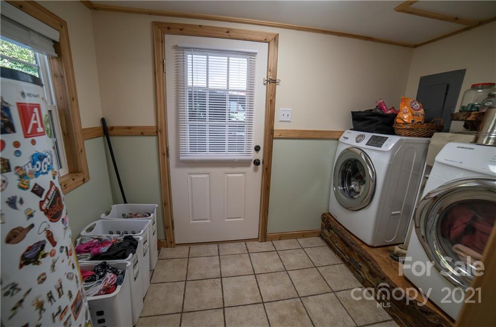 202 N Spring Street Old Fort NC 28762
