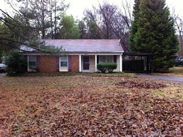 542 Huntsmoor Drive Charlotte NC 28217